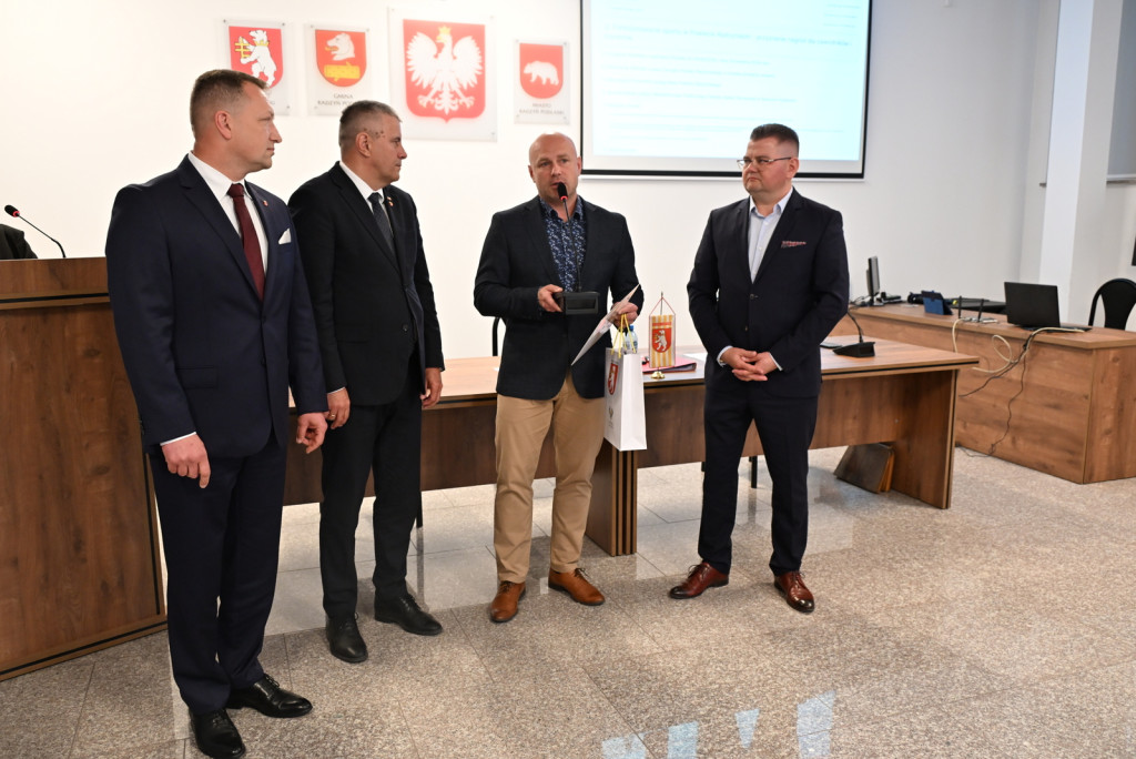 Sportowcy i trenerzy z powiatu nagrodzeni