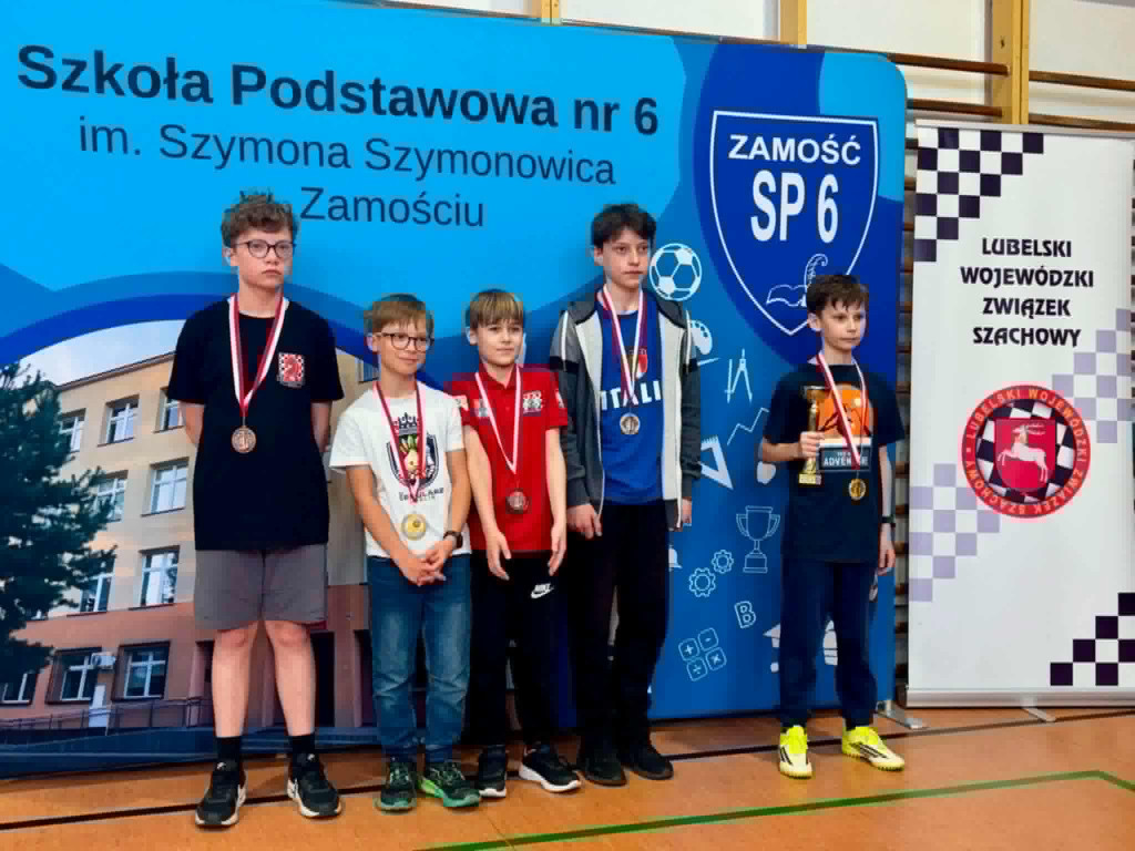 Młodzi radzyńscy szachiści na turnieju w Zamościu