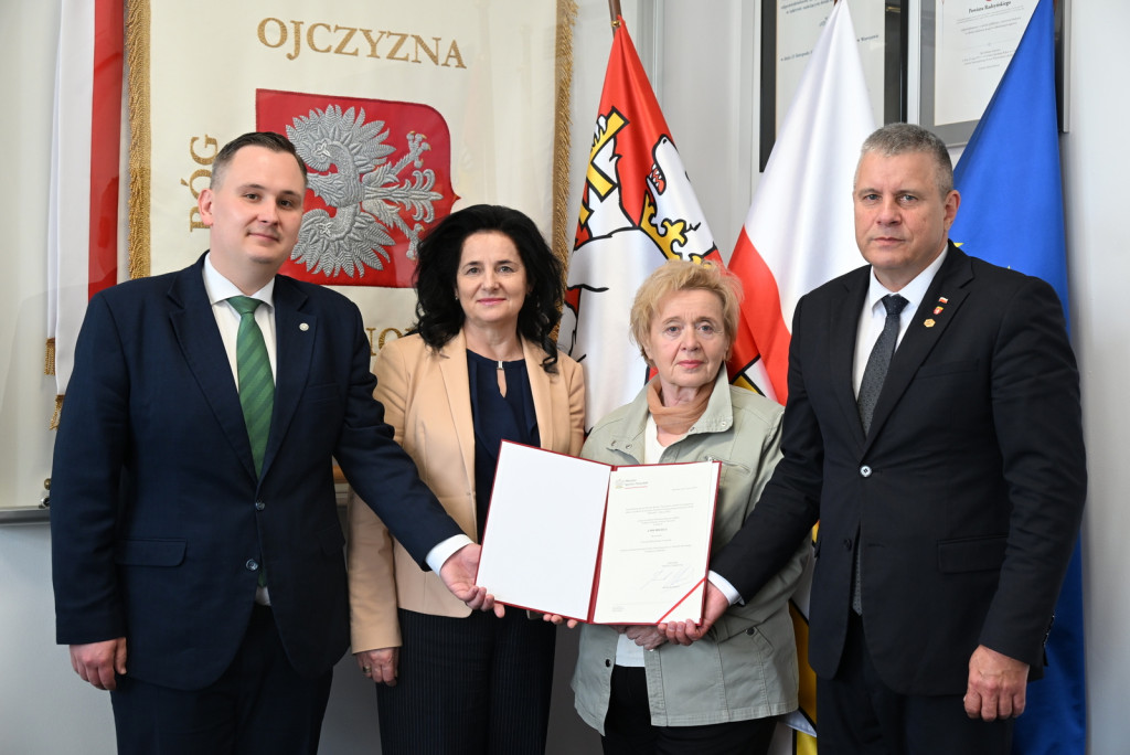 Podpisanie dokumentów w/s boiska