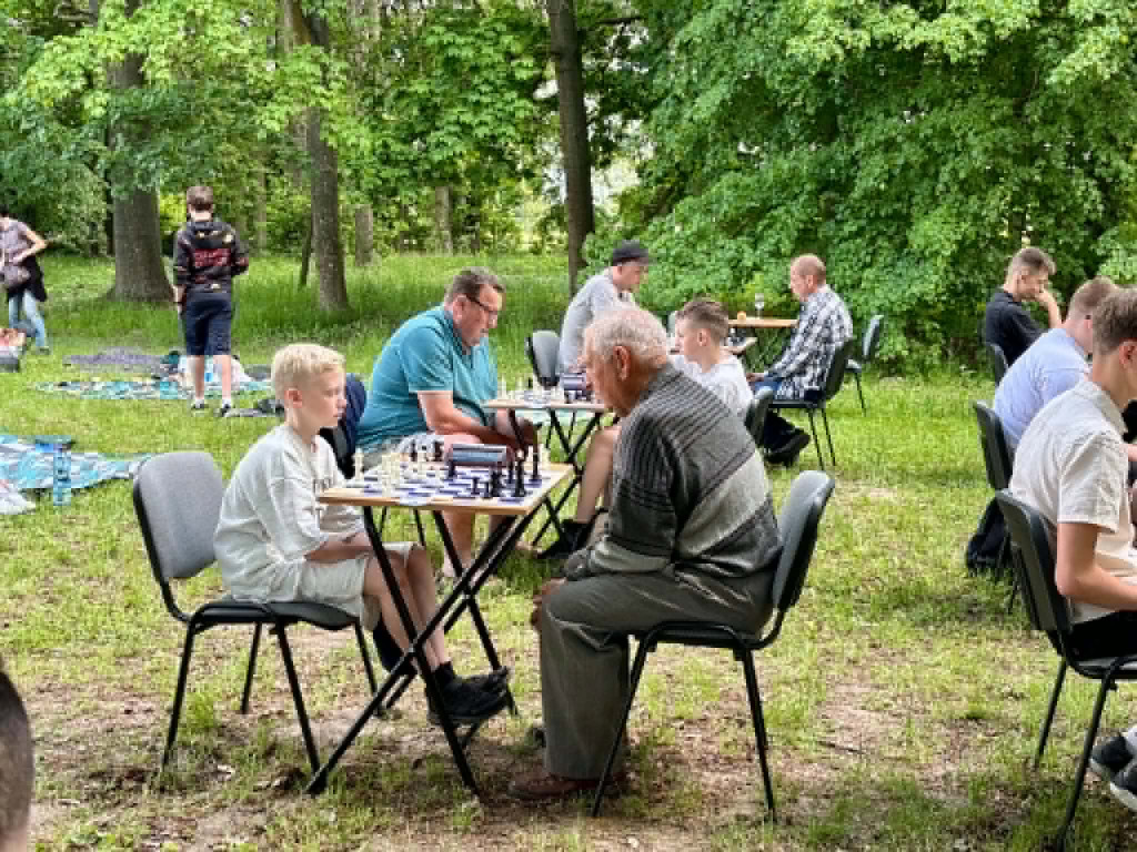 Radzyńscy szachiści na turnieju w Białce