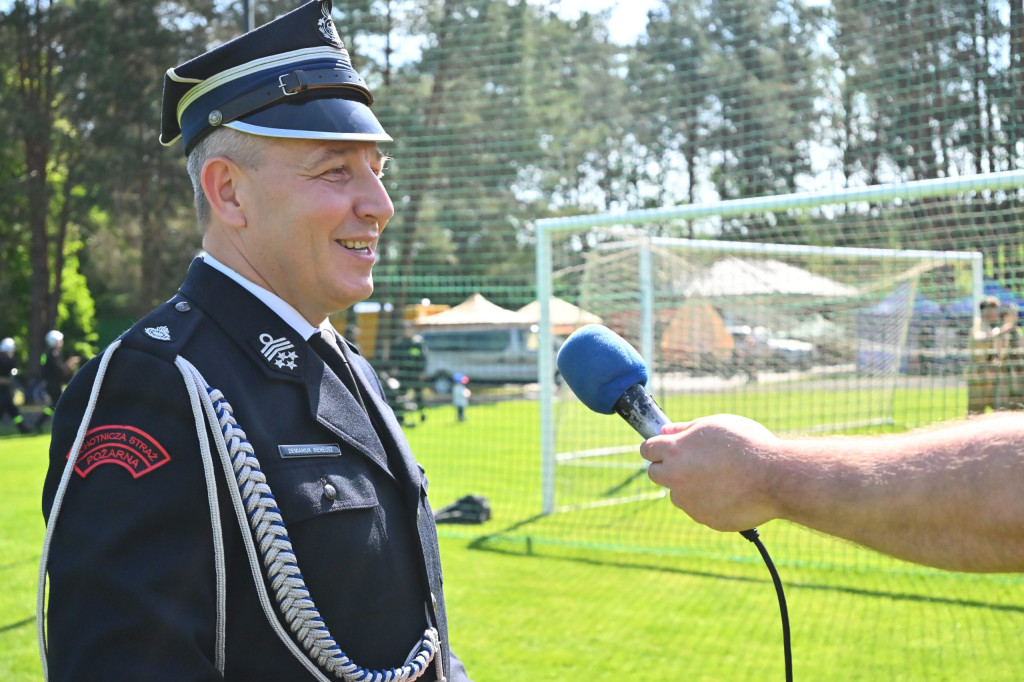 Zawody pożarnicze i Dzień Dziecka w Komarówce