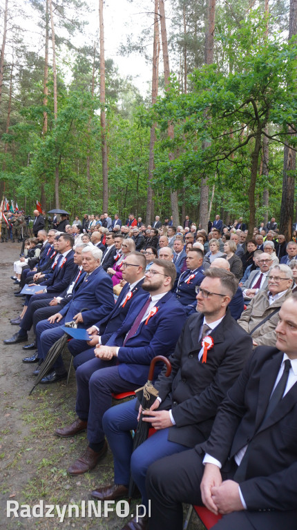 Uroczystość patriotyczna w lesie Baran