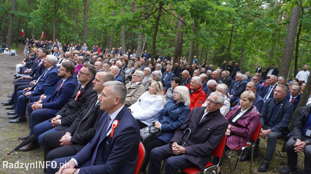 Uroczystość patriotyczna w lesie Baran