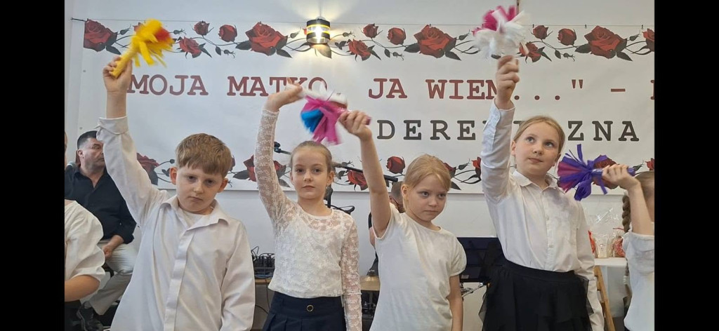 Dzień Matki w Derewicznej
