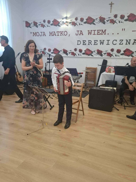 Dzień Matki w Derewicznej