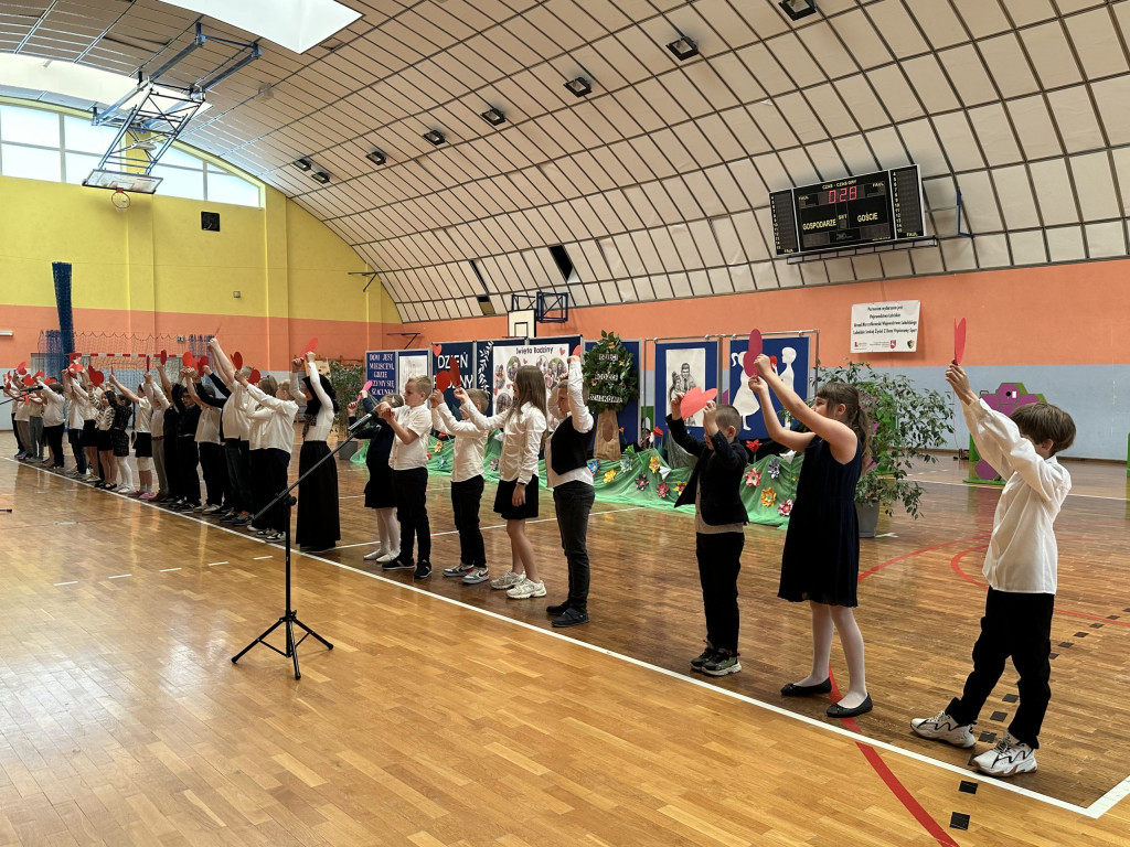 Dzień Rodziny w SP w Komarówce Podlaskiej