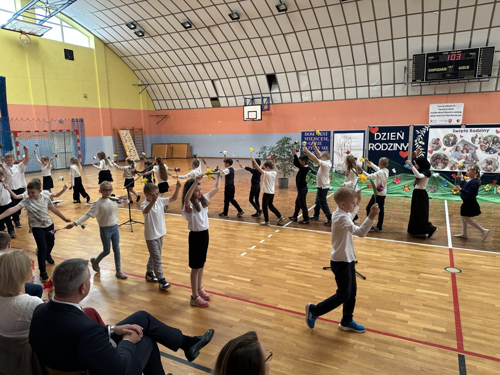 Dzień Rodziny w SP w Komarówce Podlaskiej