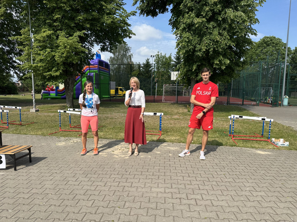 Dzień Rodziny w SP w Komarówce Podlaskiej