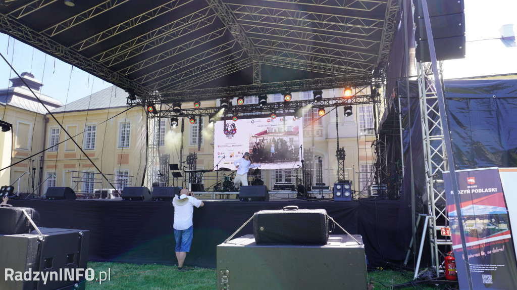 Koncert zespołu Tulia i inne występy na jarmarku