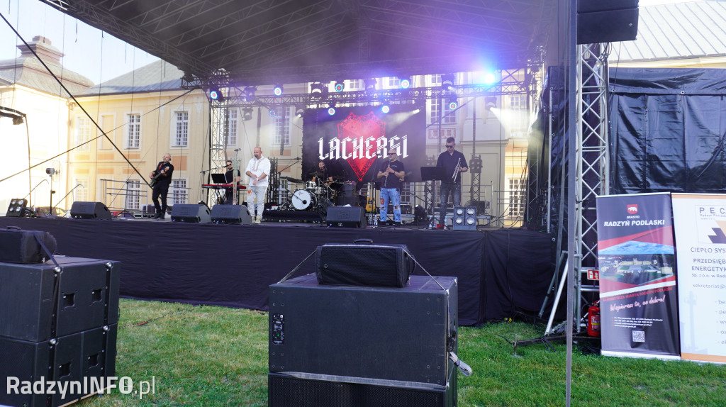 Koncert zespołu Tulia i inne występy na jarmarku