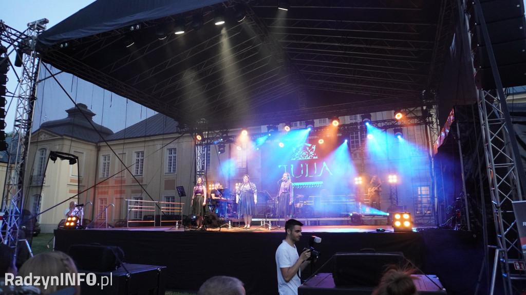 Koncert zespołu Tulia i inne występy na jarmarku