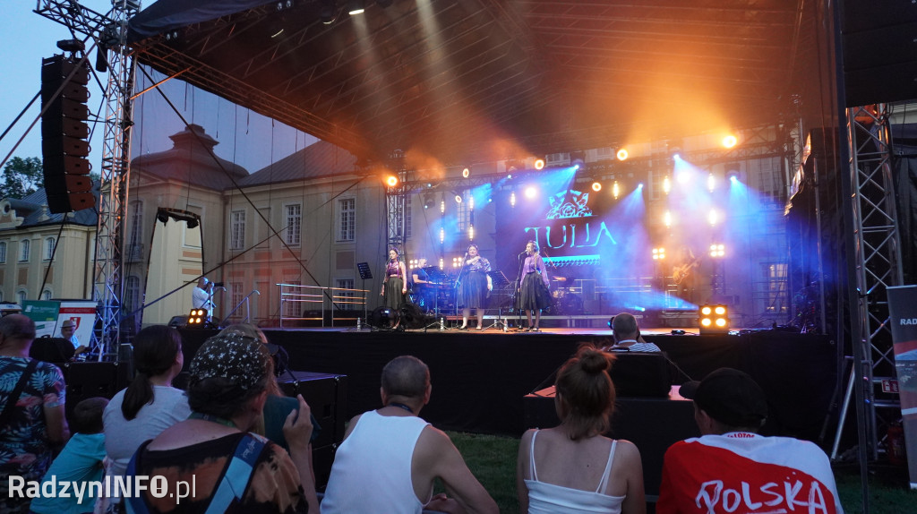 Koncert zespołu Tulia i inne występy na jarmarku