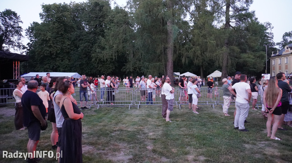 Koncert zespołu Tulia i inne występy na jarmarku