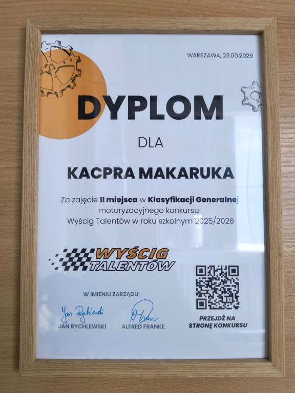Kacper Makaruk na konkursie wiedzy motoryzacyjnej