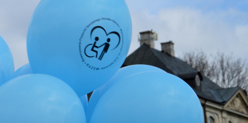 DNI Z AUTYZMEM - "OTWORZYĆ ŚWIAT" - FOTORELACJA