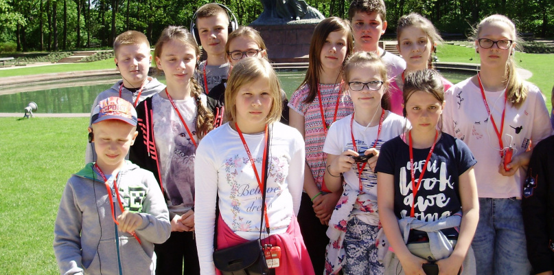 Uczniowie Szkoły Podstawowej w Paszkach Dużych na wycieczce w Warszawie