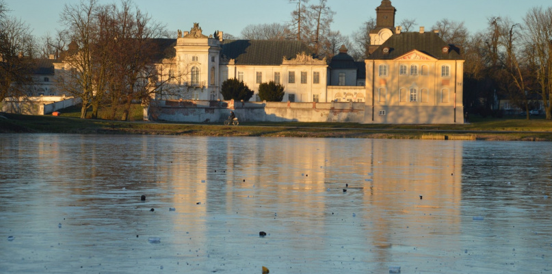 Na Pałac powiało chłodem