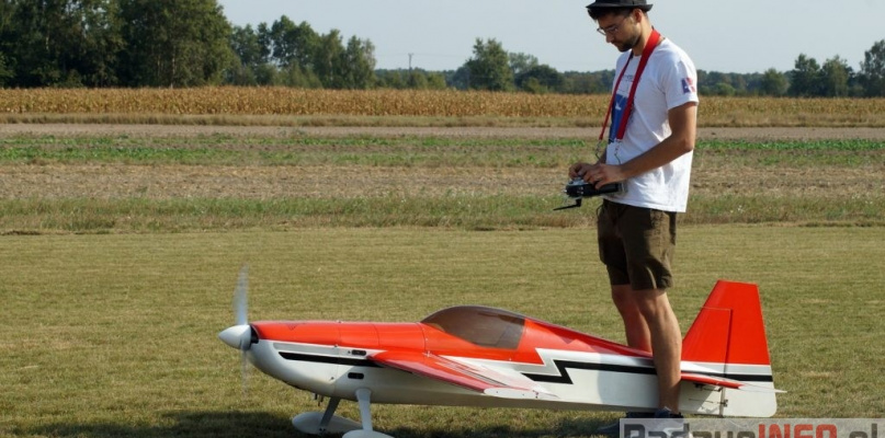 Latać każdy może, czyli V Piknik Modelarski