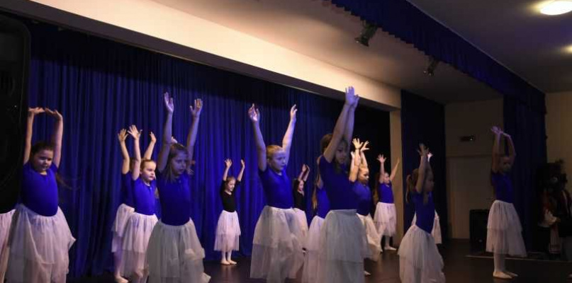 "Zimowe spotkanie z tańcem" w Kąkolewnicy