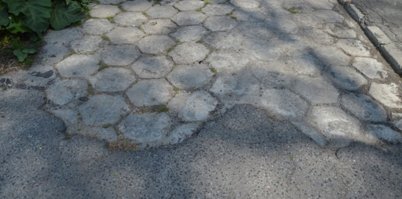 Problem z bocznym odgałęzieniem, czyli ulica Jana Pawła II