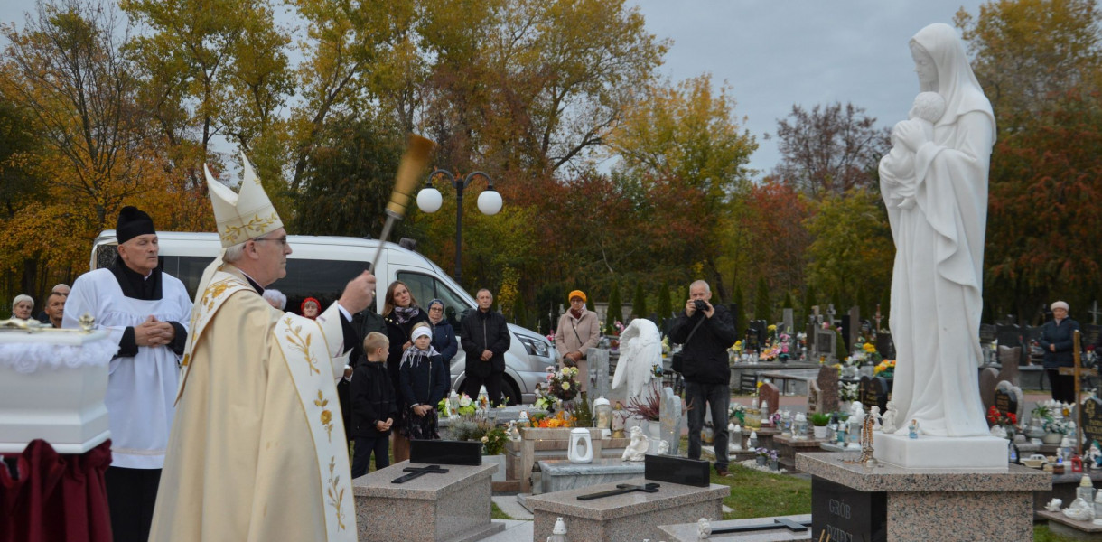 Poświęcenie Pomnika Dzieci Utraconych w Radzyniu