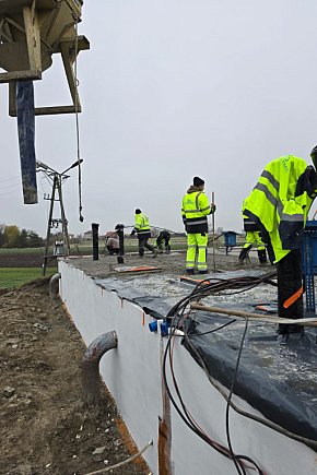 Projekt rozwoju gospodarki wodnej w gm. Komarówka-12376