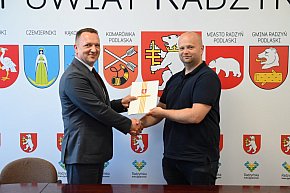 Podpisanie drugiej umowy w/s prac w ZSP-12548