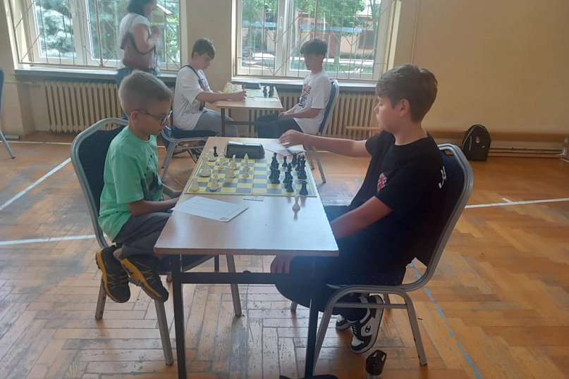 Lipcowe turnieje szachowe w Radzyniu