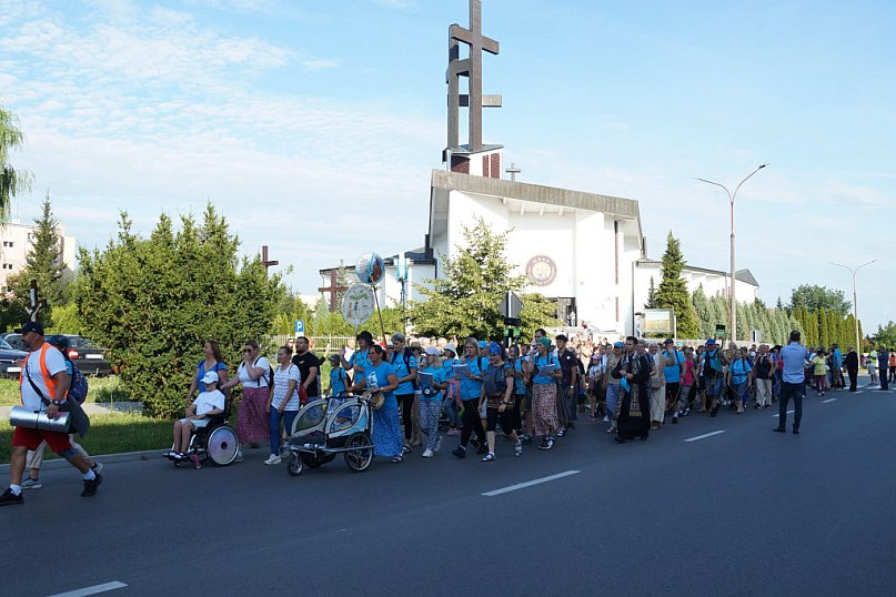 Wyjście pielgrzymów z Radzynia