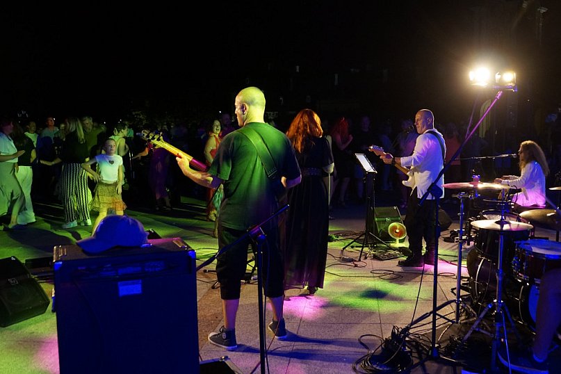 Potańcówka z zespołem Luz Band