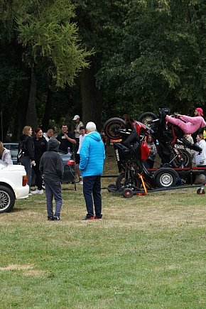 Piknik Motoryzacyjny dla Ani-12681