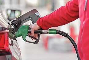 Ceny paliw. Kierowcy nie odczują zmian, eksperci mówią o "napiętej sytuacji"-238172