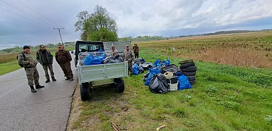 Akcja sprzątania lasu w Olszewnicy-238253