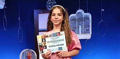 Wyróżnienie dla Oliwii Nowak na przeglądzie "Wesołe Nutki"-238579