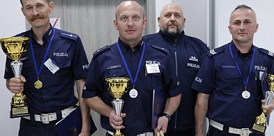 Policjant z Radzynia drugi w konkursie-238593