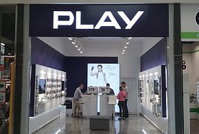 Potężna kara dla Play. Sieć ma zwrócić klientom pobrane środki-247260