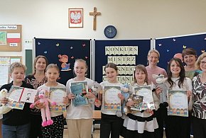 Międzyszkolny Konkurs Mistrz Pięknego Czytania w Komarówce
