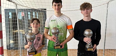 Potrójny triumf radzyńskich ministrantów na turnieju piłkarskim