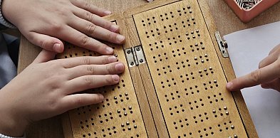 Dyrektor PPP opowiedziała uczniom o alfabecie Braille'a