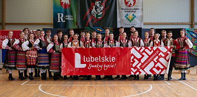 Zespół Pieśni i Tańca "Podlasie" w I LO