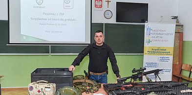 Spotkanie z instruktorem strzelectwa w ZSP