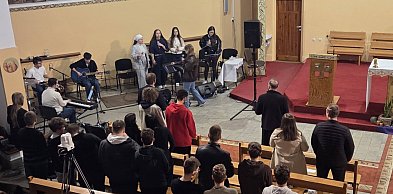 Wyjazd z parafii Trójcy Św. na Nocne Czuwanie Młodych