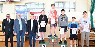 VI Powiatowy Turniej Tenisa Stołowego w Woli Osowińskiej