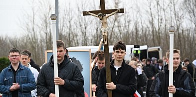 XII Katyńska Droga Krzyżowa w Radzyniu