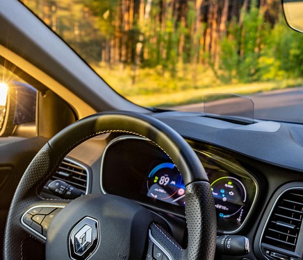 Masz to auto w garażu? Producent natychmiast wzywa na kontrolę!-245739