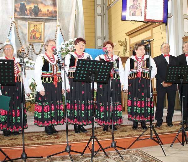 XXII Ponadpowiatowy Przegląd Pieśni Maryjnej w Kolembrodach-246162
