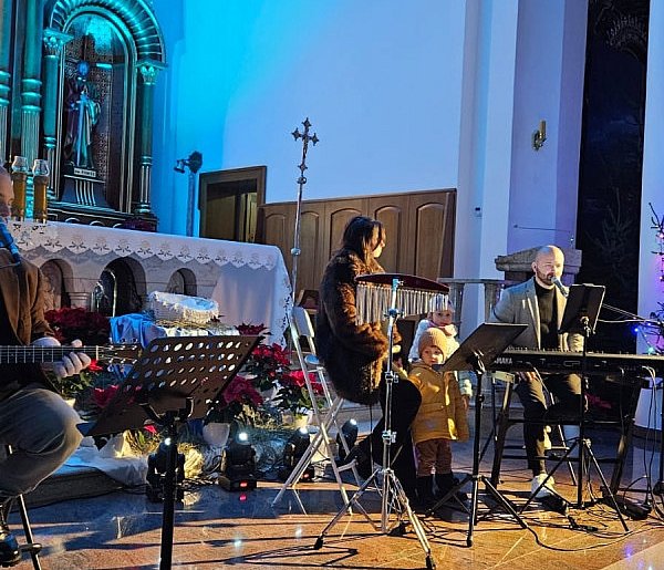 Koncert kolęd i pastorałek w parafii św. Anny-247699