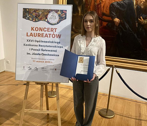 Uczennica I LO laureatką konkursu recytatorskiego