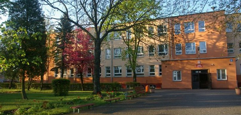 Sukcesy uczniów I LO na "Alfiku"