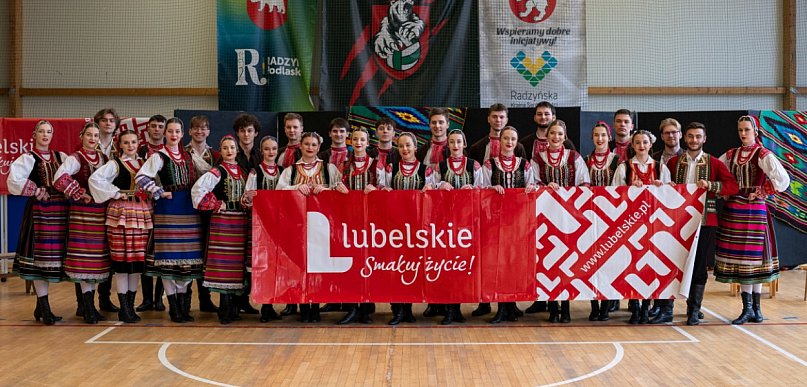 Zespół Pieśni i Tańca "Podlasie" w I LO
